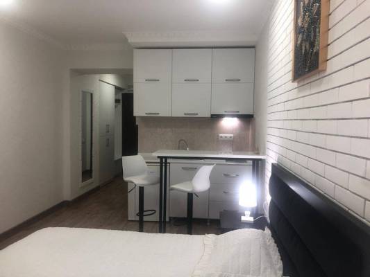 ფოტო 8: ქირავდება დღიურად ბინა ბათუმში