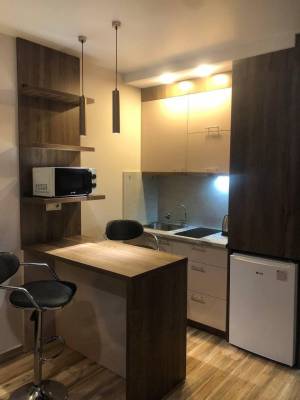 ფოტო 13: ქირავდება დღიურად ბინა ბათუმში