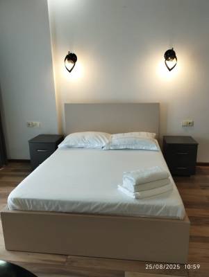 ფოტო 11: ქირავდება დღიურად ბინა ბათუმში