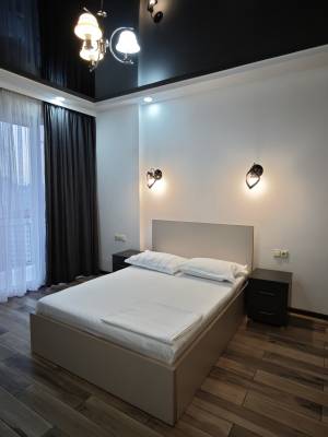 ფოტო 17: ქირავდება დღიურად ბინა ბათუმში