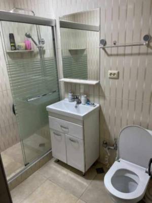 ფოტო 10: ქირავდება დღიურად ბინა ქუთაისში. თაბუკაშვილის ქუჩა 12 ნომერი ბინა. მაქვს ცენტრალური გათბობა და ყველა საჭირო ინვენტარით დიასახლისის გარეშე.