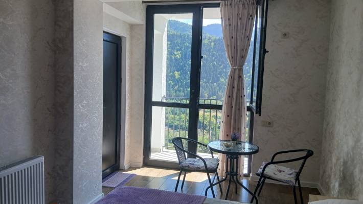 ფოტო 1: ქირავდება ახალი გარემონტებული აპარტამენტი  სტუდიო