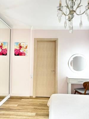 ფოტო 2: კარფურთან ახალაშენებული ბინა