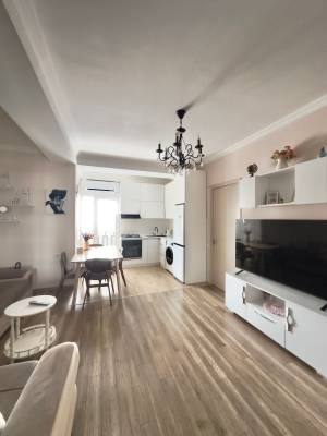 ფოტო 6: კარფურთან ახალაშენებული ბინა