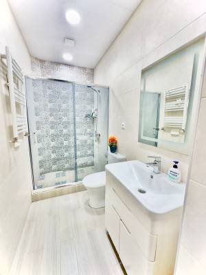 ფოტო 7: კარფურთან ახალაშენებული ბინა