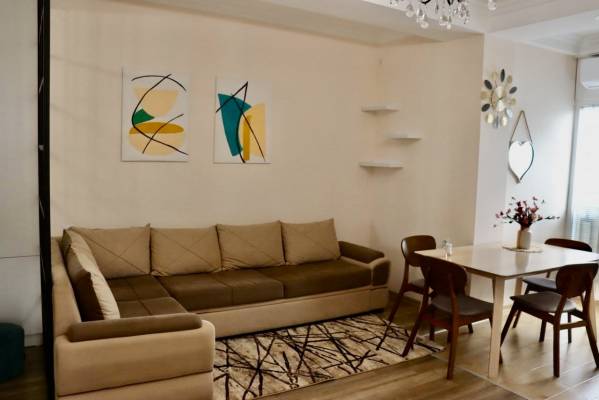 ფოტო 13: კარფურთან ახალაშენებული ბინა