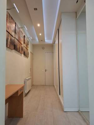 ფოტო 4: ქირავდება ბინა თბილისში