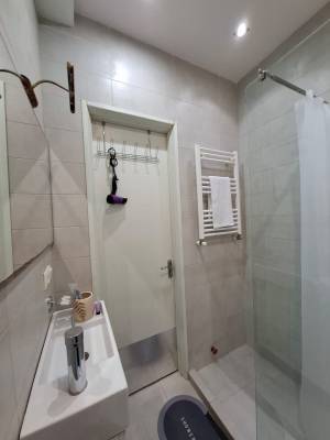 ფოტო 6: ქირავდება ბინა თბილისში