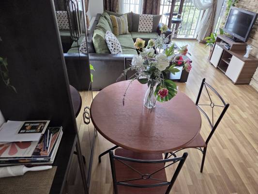 ფოტო 3: ბინა თავისუფლების მეტროსთან