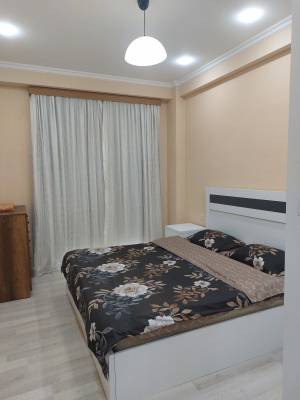 ფოტო 3: ქირავდება დღიურად და საათობრივად 2 ოთახიანი ბინა დიდ დიღომში