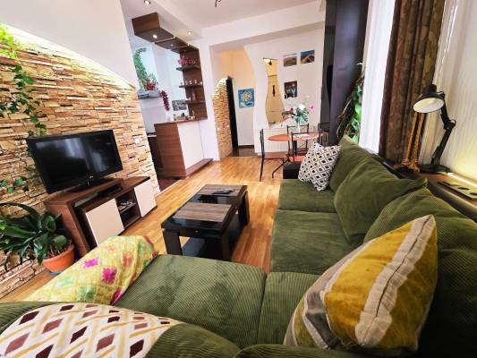 ფოტო 4: ბინა მთაწმინდაზე