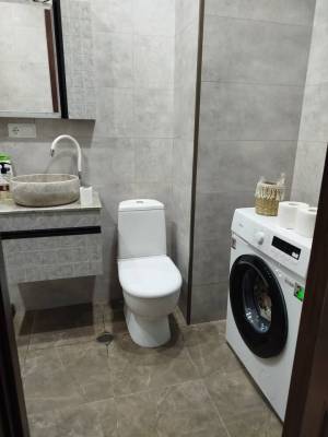 ფოტო 8: ქირავდება 1-ოთახი. ს. ცინცაძეს ქ N-9.