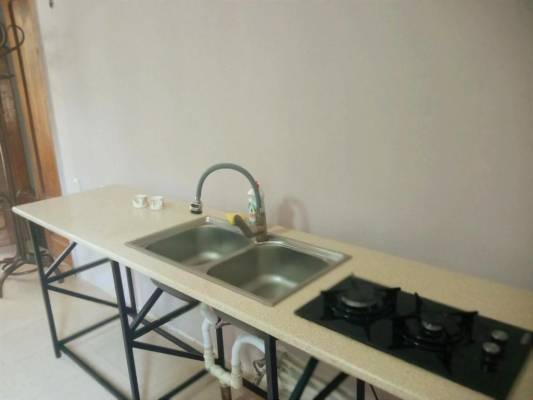 ფოტო 8: ქირავდება ზუგდიდში ბინა კერძო სახლში.