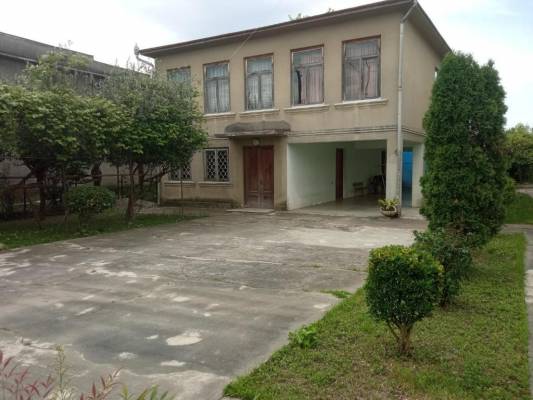 ფოტო 11: ქირავდება ზუგდიდში ბინა კერძო სახლში.