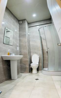 ფოტო 4: ქირავდწბა დღიირად კიკვიძის პარკთან