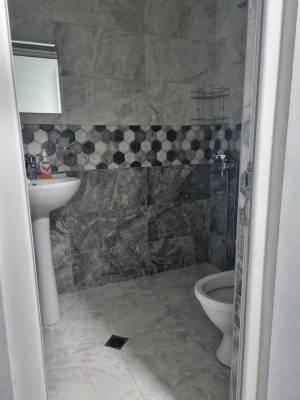 ფოტო 4: ქირავდება იზოლირებული აპარტამენტი სტუდიო