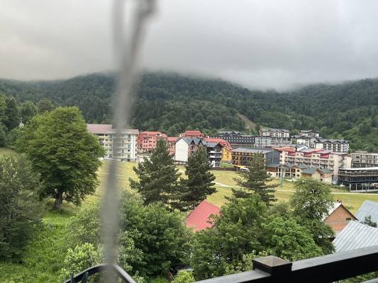 ფოტო 9: ქირავდება ბინა ბაკურიანში