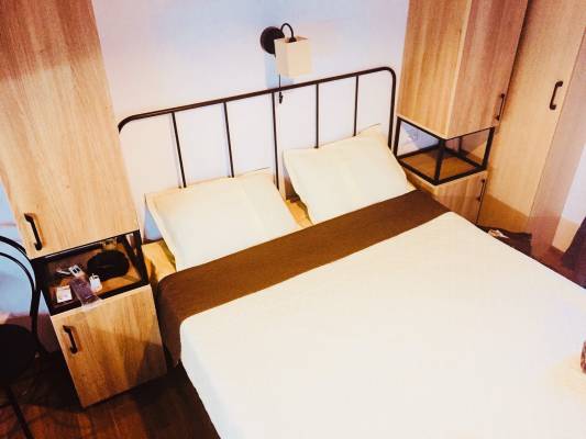 ფოტო 6: ქირავდება სასტუმრო ნომერი