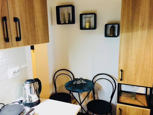 ფოტო 12: ქირავდება სასტუმრო ნომერი