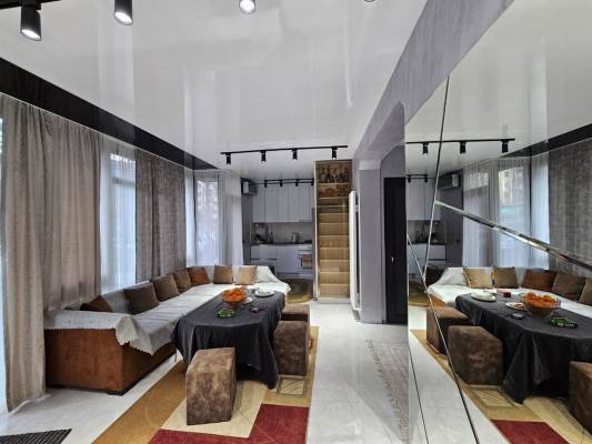 ფოტო 1: ბათუმში დღიურად ქირავდება ბინა