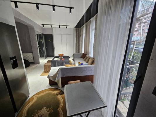 ფოტო 2: ბათუმში დღიურად ქირავდება ბინა