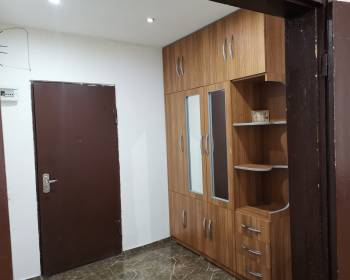 ქირავდება 3 ოთახიანი ბინა რუსთავში.