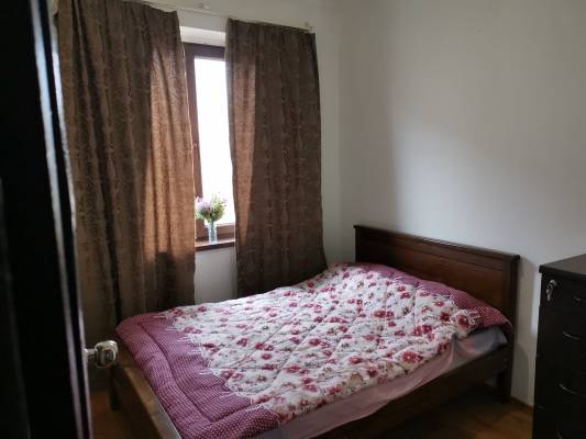 ფოტო 3: ქირავდება 3 ოთახიანი ბინა რუსთავში.