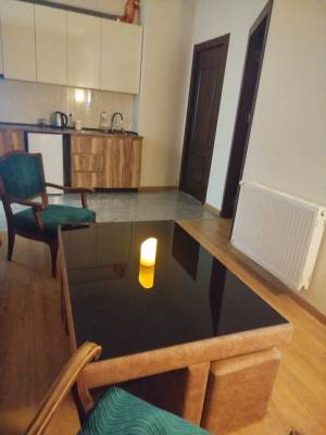 ფოტო 12: იქირავე ბინა დღიურად თბილისში პარკინგით.