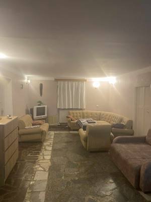 ფოტო 1: ქირავდება აგარაი წყნეთში.  კარ. გი,  წყნარი ადგილი.