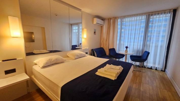 ფოტო 2: ქირავდება დღიურად ბინები ბათუმში