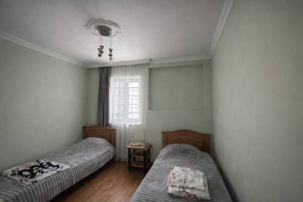 ფოტო 8: ქირავდება ბინა ბათუმში