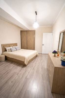 ფოტო 2: ქირავდება დღიურად ბინა გლდანში