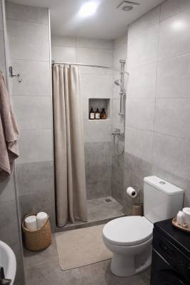 ფოტო 5: ქირავდება დღიურად ბინა გლდანში