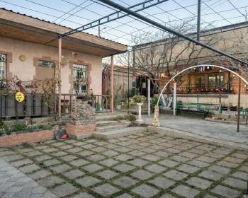 ქირავდება აგარაკი წვეულებებისთვის თბილისის ზღვის ხედით