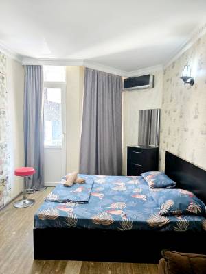 ფოტო 1: ქირავდება დღიურად ბინები ბათუმში