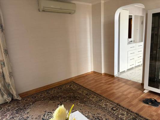 ფოტო 3: ქირავდება ბინა ქუთაისში