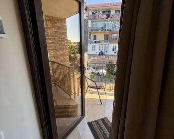 ქირავდება ბინა ქობულეთში