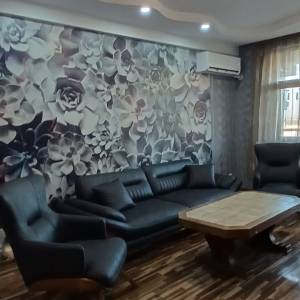 577241846 ბინა დღიურად და საათობრივად ვარკეთილში