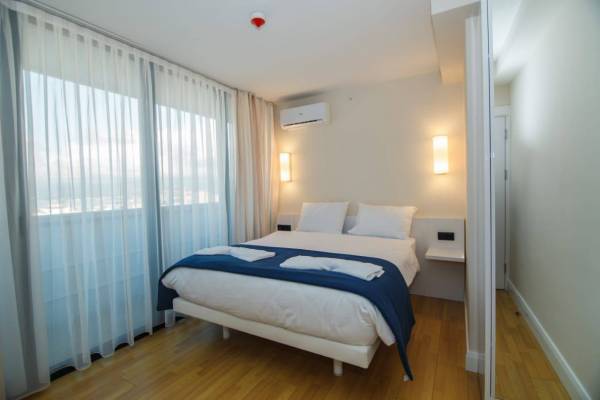 ფოტო 7: ქირავდება დღიურად 2 ოთახიანი ბინა ბათუმში / Apartments FOR Daily RENT IN Batumi